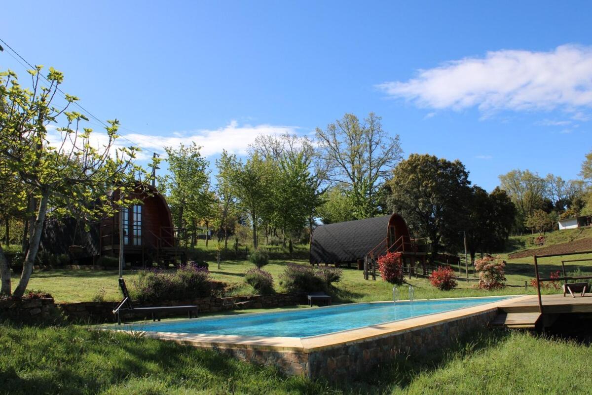 Quinta Da Devesa -B2 Hotell Vinhais Exteriör bild